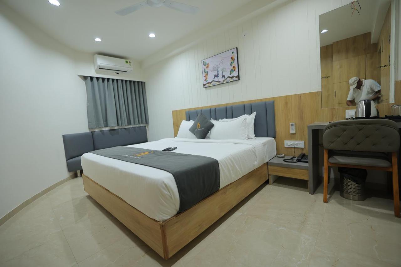 Hotel Shayan Inn Rajkot Luaran gambar