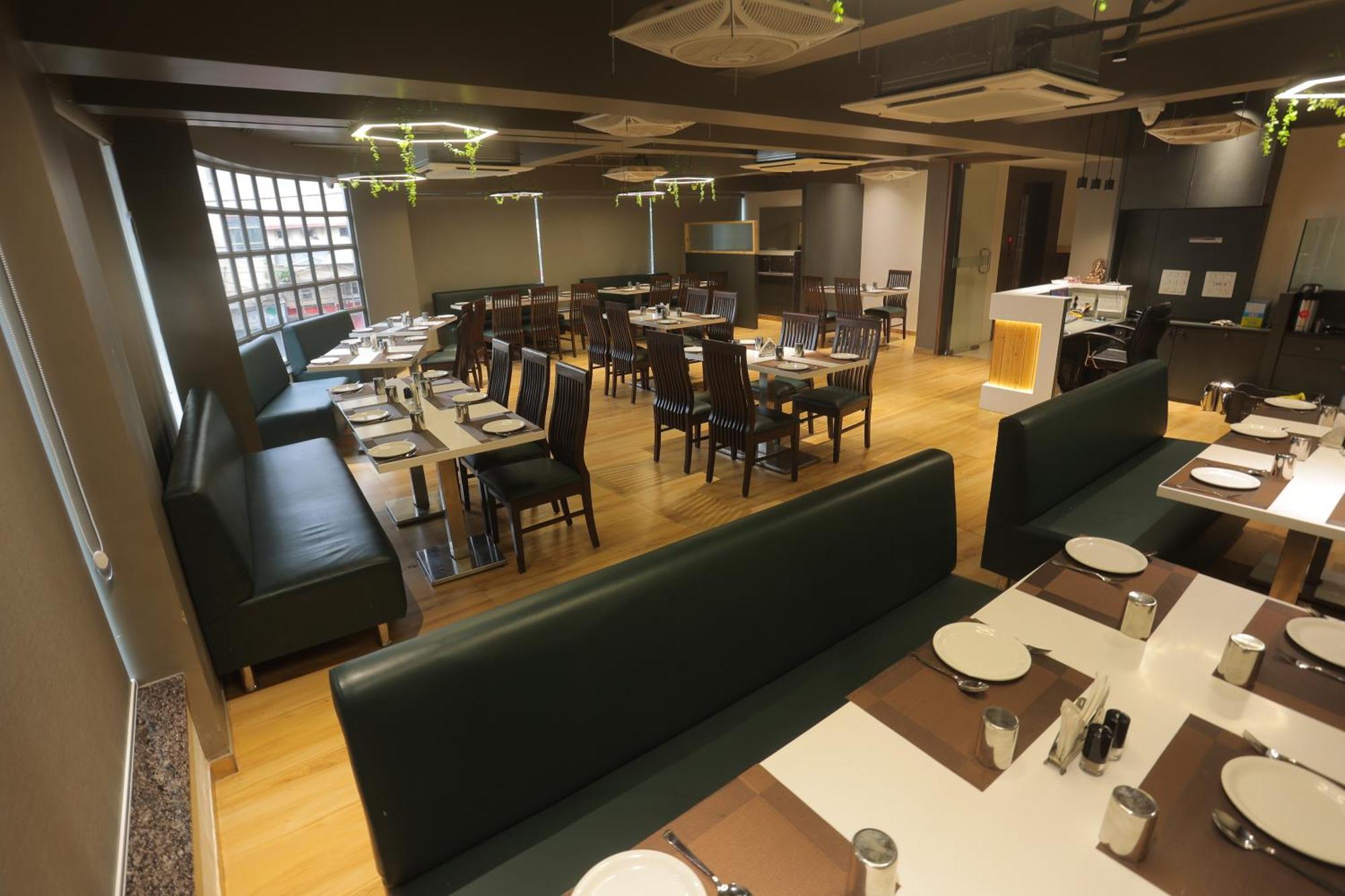 Hotel Shayan Inn Rajkot Luaran gambar